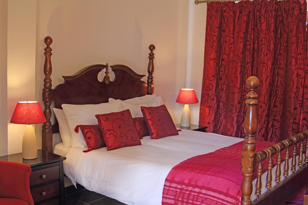 Hostal Avalon Nerja Quarto foto