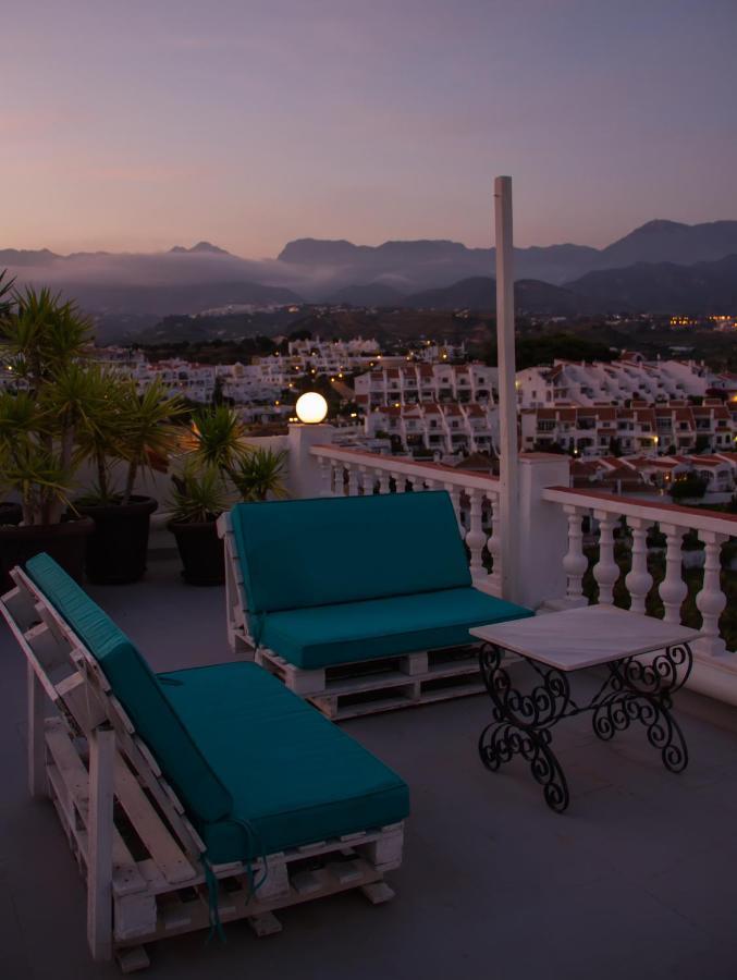 Hostal Avalon Nerja Exterior foto